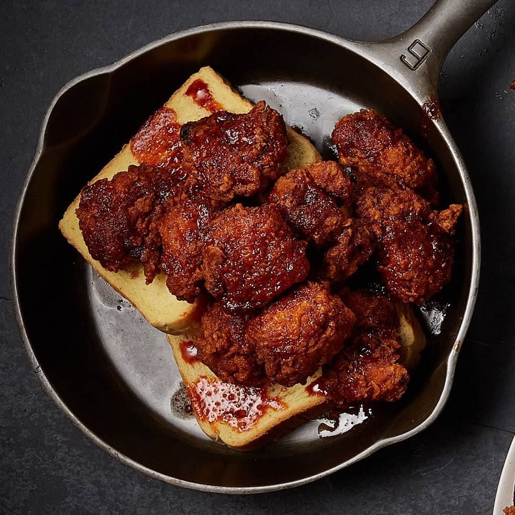 Cluck It | restaurant | 2537 S Wabash Ave, Chicago, IL 60616, USA | 8722434213 OR +1 872-243-4213