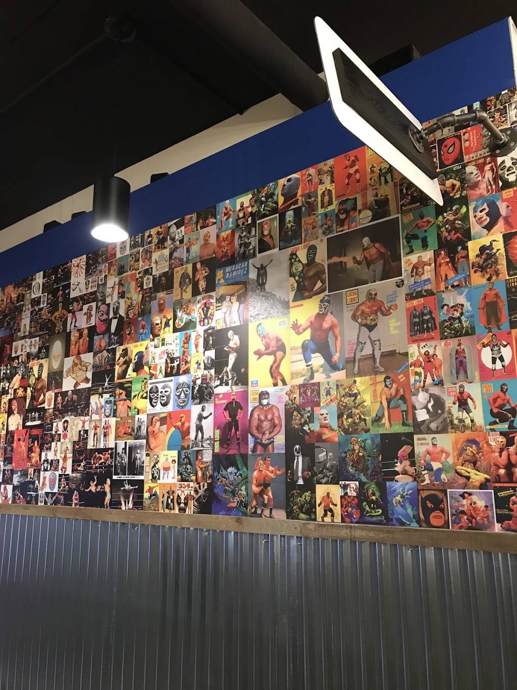 XACO TACO | restaurant | 6146 Malden Rd, Windsor, ON N9H 1S8, Canada | 5197341239 OR +1 519-734-1239