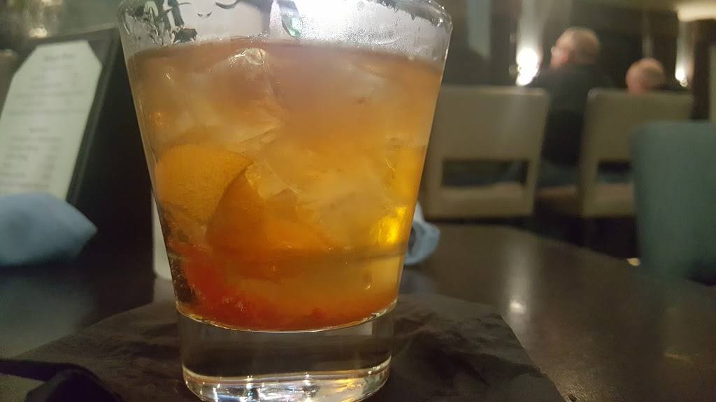 Aqua Restaurant and Lounge | night club | 23131 Lake Center Dr, Lake Forest, CA 92630, USA | 9494557000 OR +1 949-455-7000