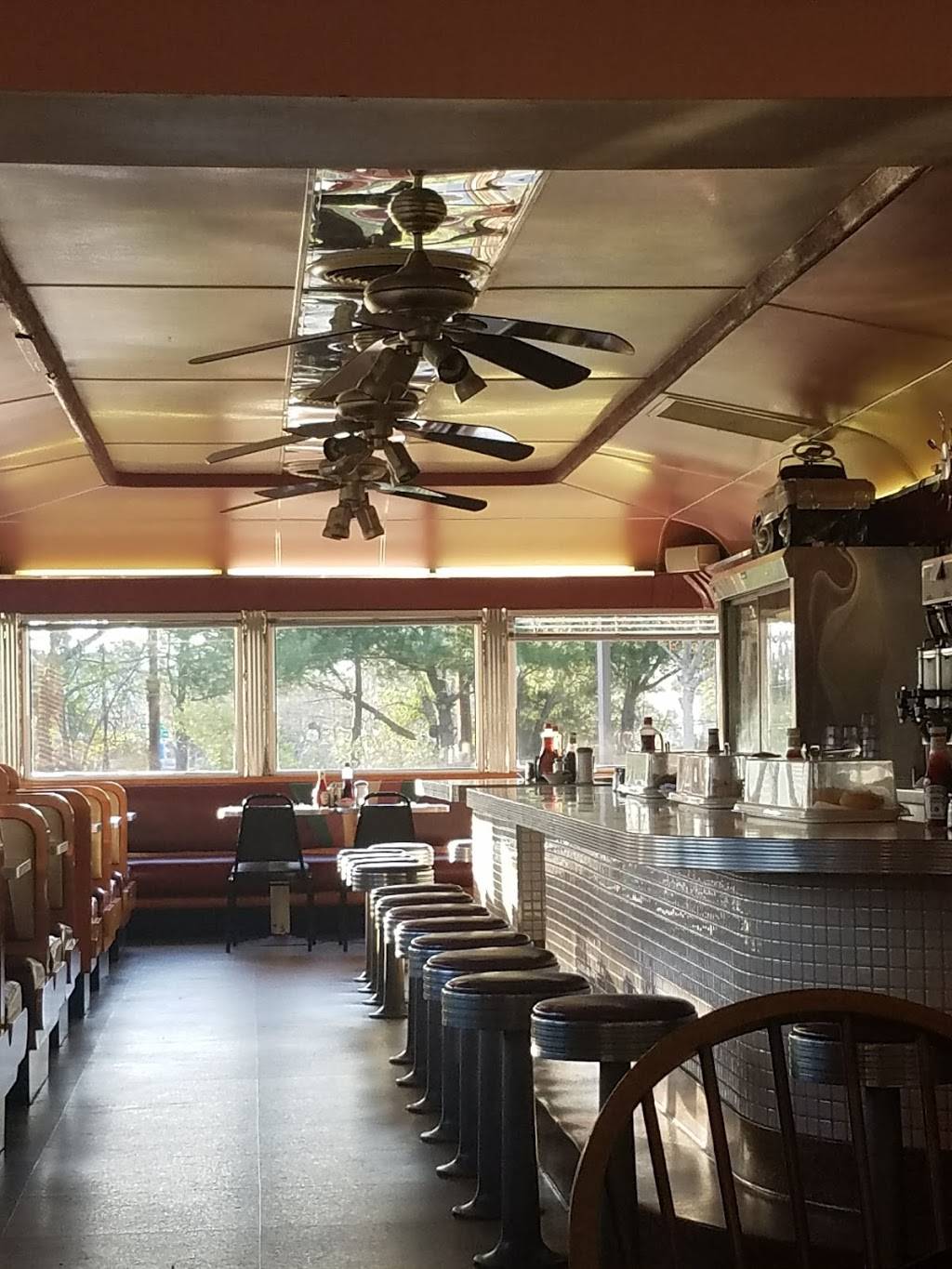 Horizon Diner | restaurant | 32 E Bay Ave, Manahawkin, NJ 08050, USA | 6095974771 OR +1 609-597-4771