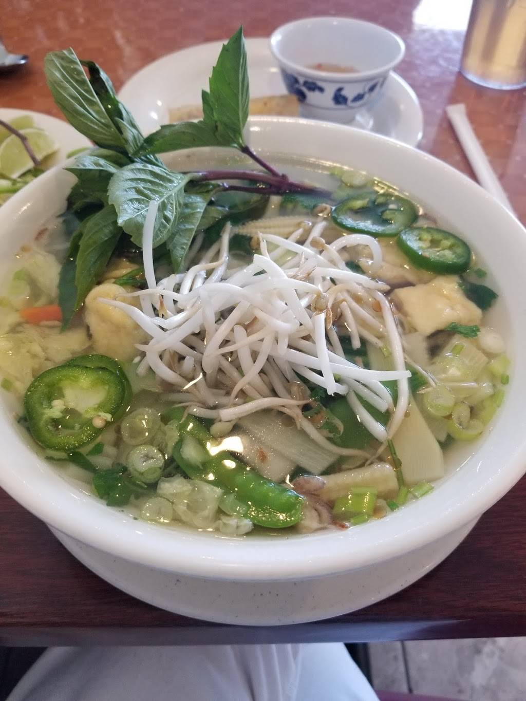 Pho Viet Nam | restaurant | 535 Orange Ave NE, Roanoke, VA 24016, USA | 5403451110 OR +1 540-345-1110