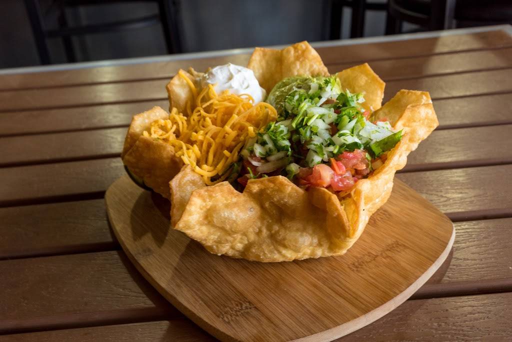 Primos Mexican Food & Cantina | restaurant | 7770 Regents Rd #109, San Diego, CA 92122, USA | 8586380003 OR +1 858-638-0003