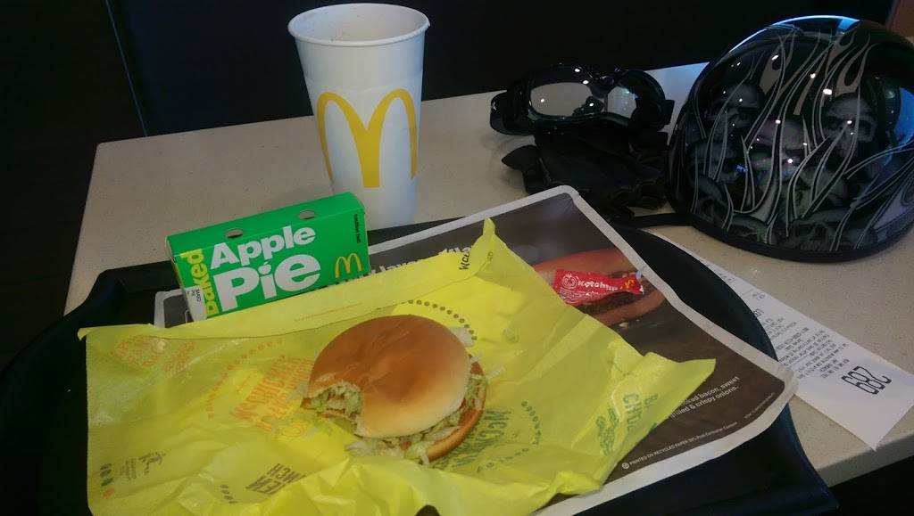 McDonalds | restaurant | 13418 S McCall Rd, Port Charlotte, FL 33981, USA | 9418280061 OR +1 941-828-0061