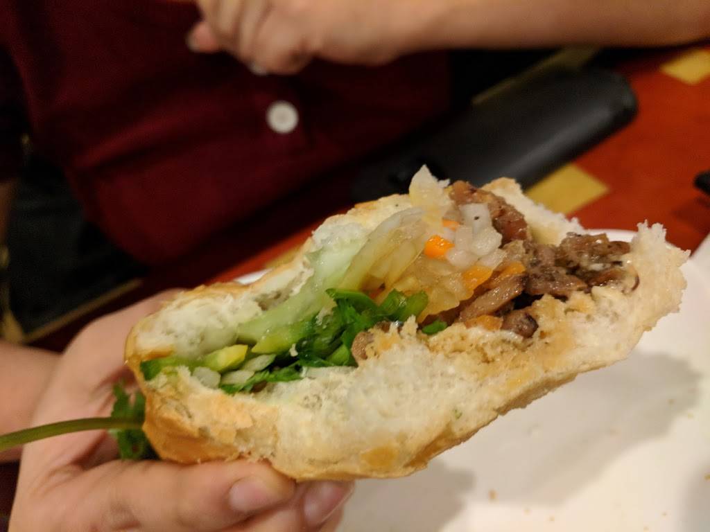 Pho Nom Nom | restaurant | 842 Rockville Pike, Rockville, MD 20852, USA | 3016100232 OR +1 301-610-0232