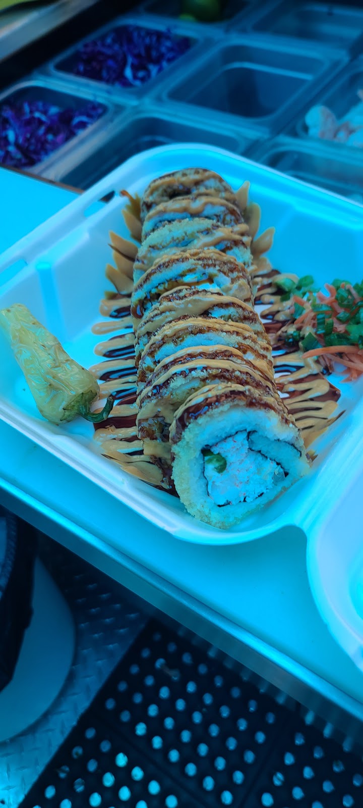 Miguels mariscos y sushi | restaurant | 5250 York Blvd, Los Angeles, CA 90042, USA | 3239163443 OR +1 323-916-3443