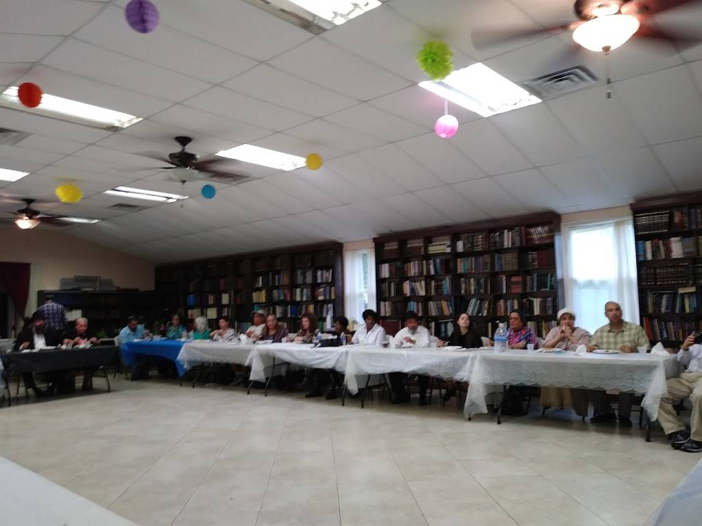 Young Israel of Tampa | restaurant | 13207 N 52nd St, Tampa, FL 33617, USA | 8138323018 OR +1 813-832-3018