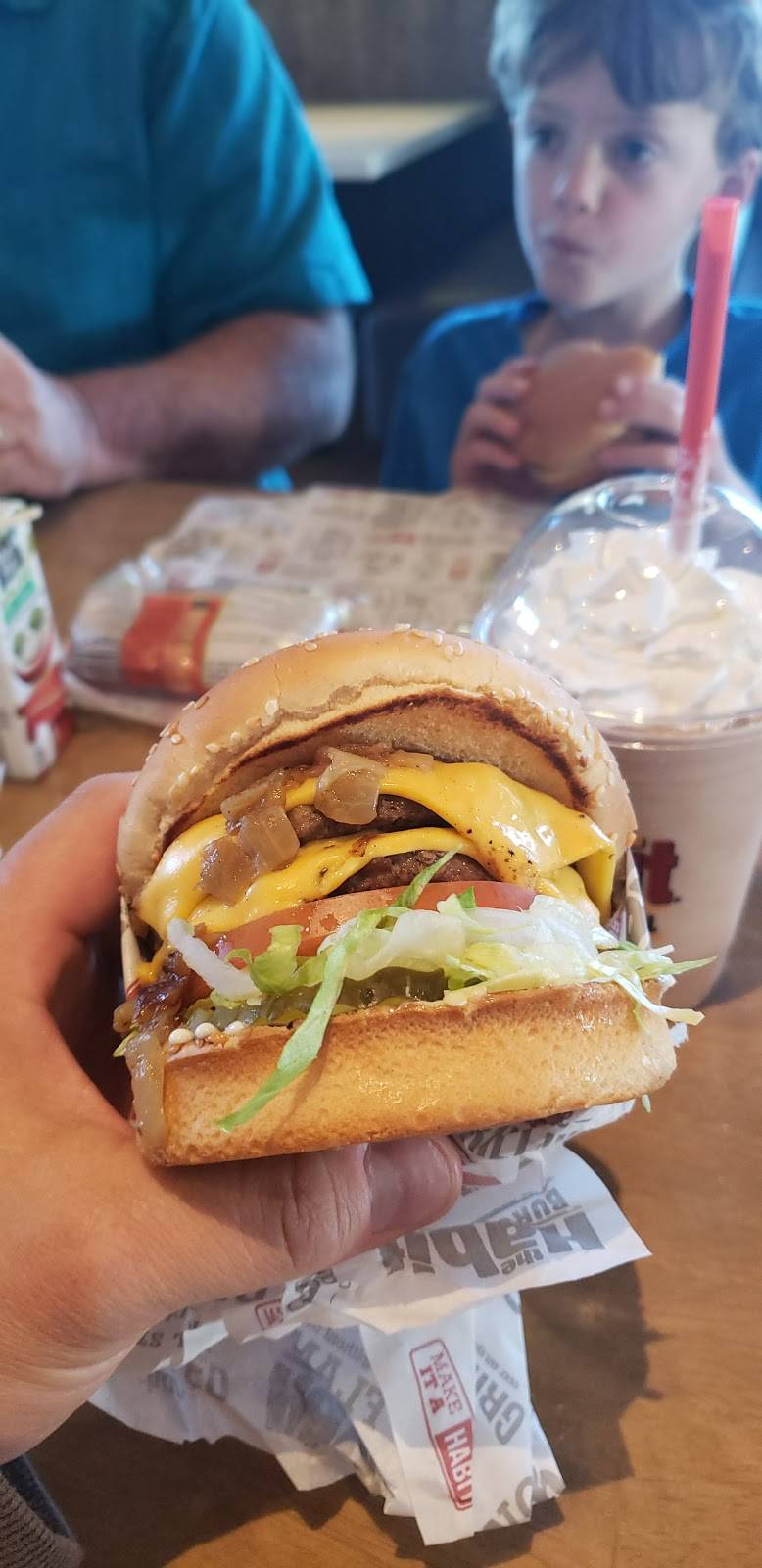 The Habit Burger Grill | meal takeaway | 2829 W March Ln, Stockton, CA 95219, USA | 2099551164 OR +1 209-955-1164