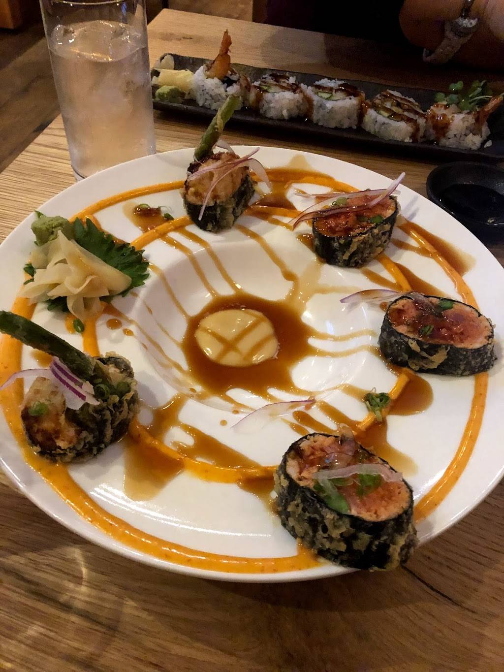 Ozumo Santana Row | restaurant | 355 Santana Row, San Jose, CA 95128, USA | 4088863090 OR +1 408-886-3090