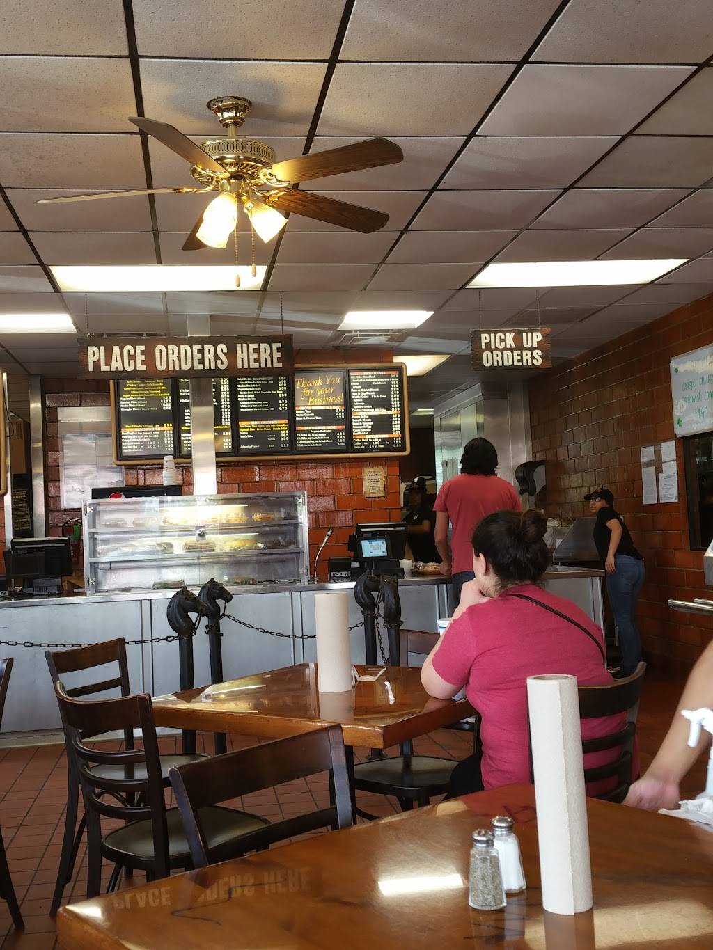 Bill Miller Bar-B-Q | restaurant | 620 Division Ave, San Antonio, TX 78214, USA | 2109220612 OR +1 210-922-0612