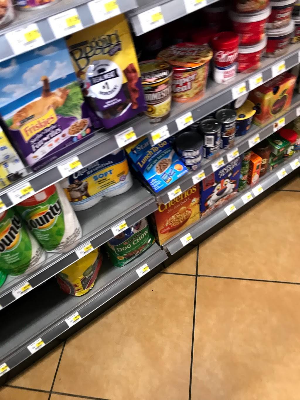 RaceTrac | bakery | 14575 6 Mile Cypress Pkwy, Fort Myers, FL 33912, USA | 2397688160 OR +1 239-768-8160