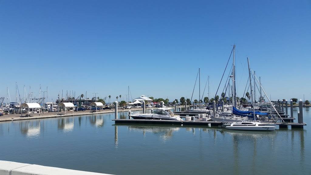 Tavern On the Bay | restaurant | 108 Peoples St, Corpus Christi, TX 78401, USA | 3618818503 OR +1 361-881-8503