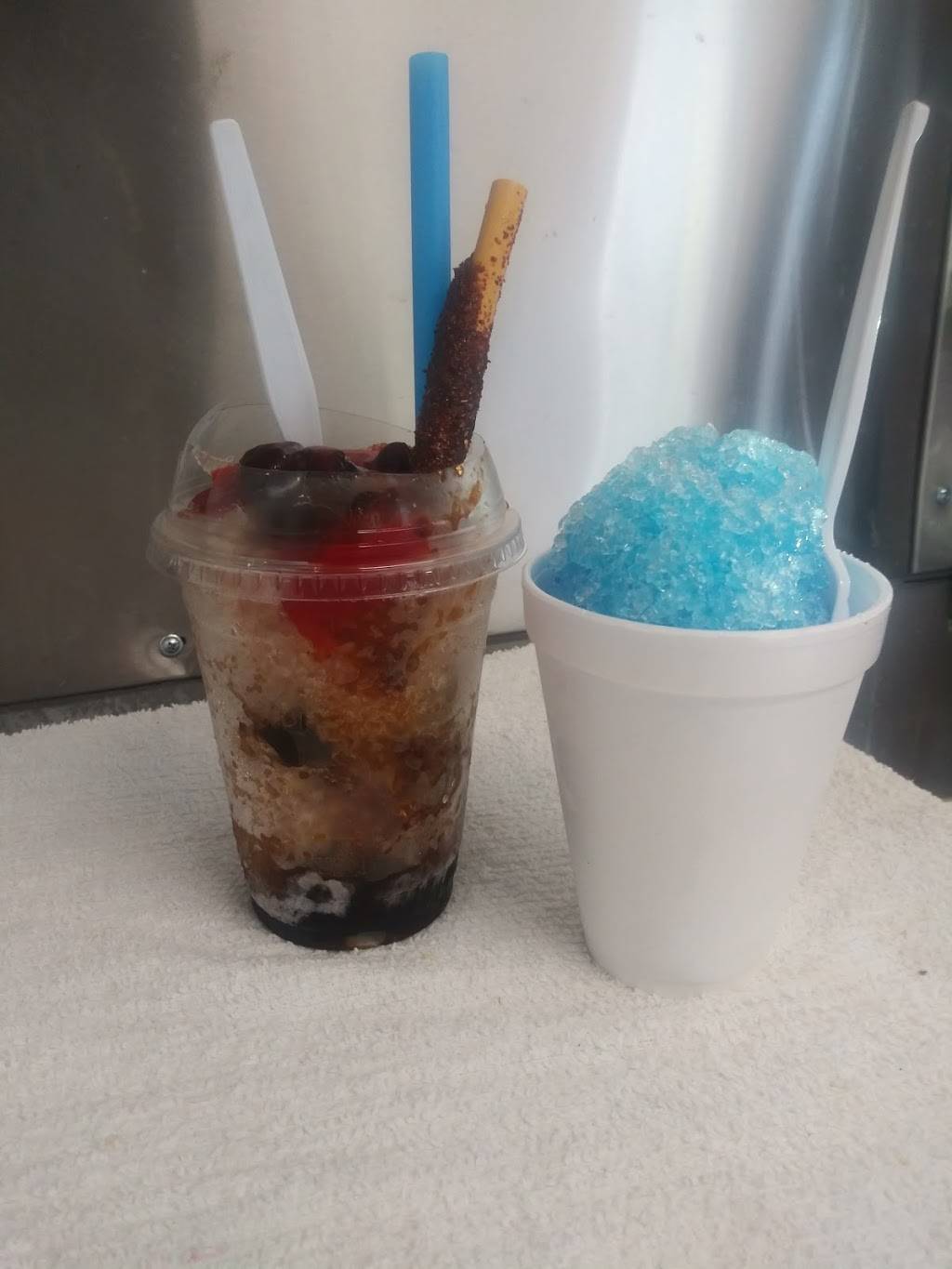 El Mana Mexican Food Truck | restaurant | 1316 E 38th 1/2 St, Austin, TX 78722, USA | 5126627208 OR +1 512-662-7208