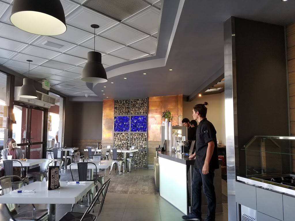 Blue Salt Fish Grill | restaurant | 23215 Hawthorne Blvd, Torrance, CA 90505, USA | 4243831769 OR +1 424-383-1769