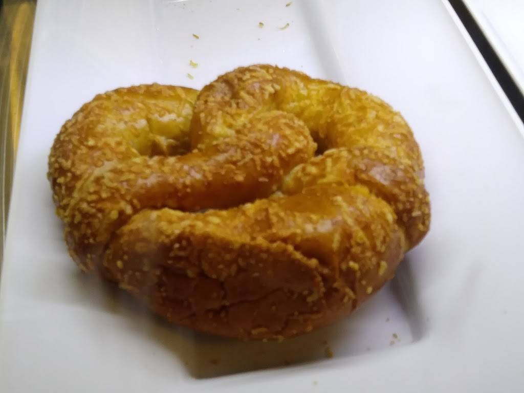 Jamba Juice 4th St & Santa Monica Blvd | restaurant | 331 A Santa Monica Blvd, Santa Monica, CA 90401, USA | 3104510419 OR +1 310-451-0419