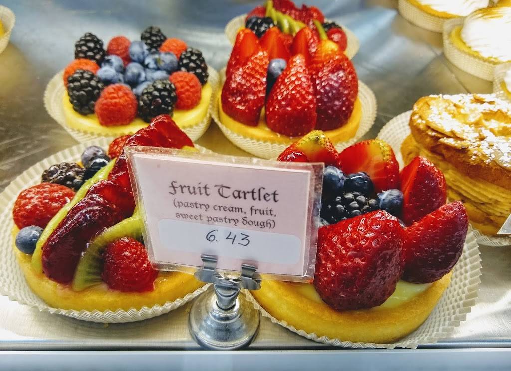 Jacquelines Bakery & Café | bakery | 906 E New Haven Ave, Melbourne, FL 32901, USA | 3213126594 OR +1 321-312-6594