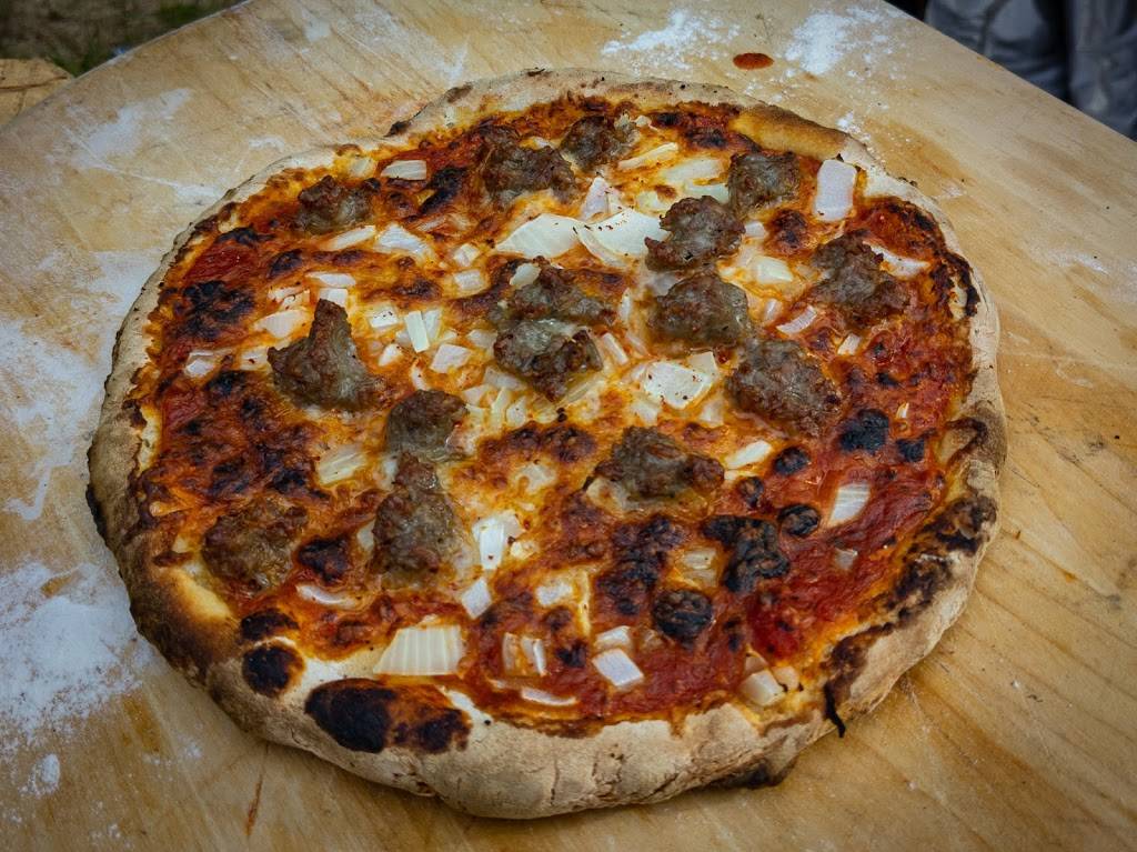 Lukes Place on 131 | restaurant | 790 S Cedar St, Kalkaska, MI 49646, USA | 2312538286 OR +1 231-253-8286