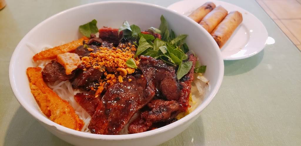 Saigon Restaurant | restaurant | 976 B Main St, Worcester, MA 01603, USA | 5087995250 OR +1 508-799-5250