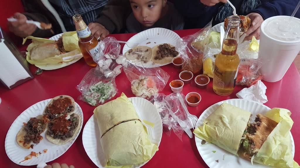 La Villa Taqueria | restaurant | 4001 Niles St #4600, Bakersfield, CA 93306, USA | 6613636024 OR +1 661-363-6024