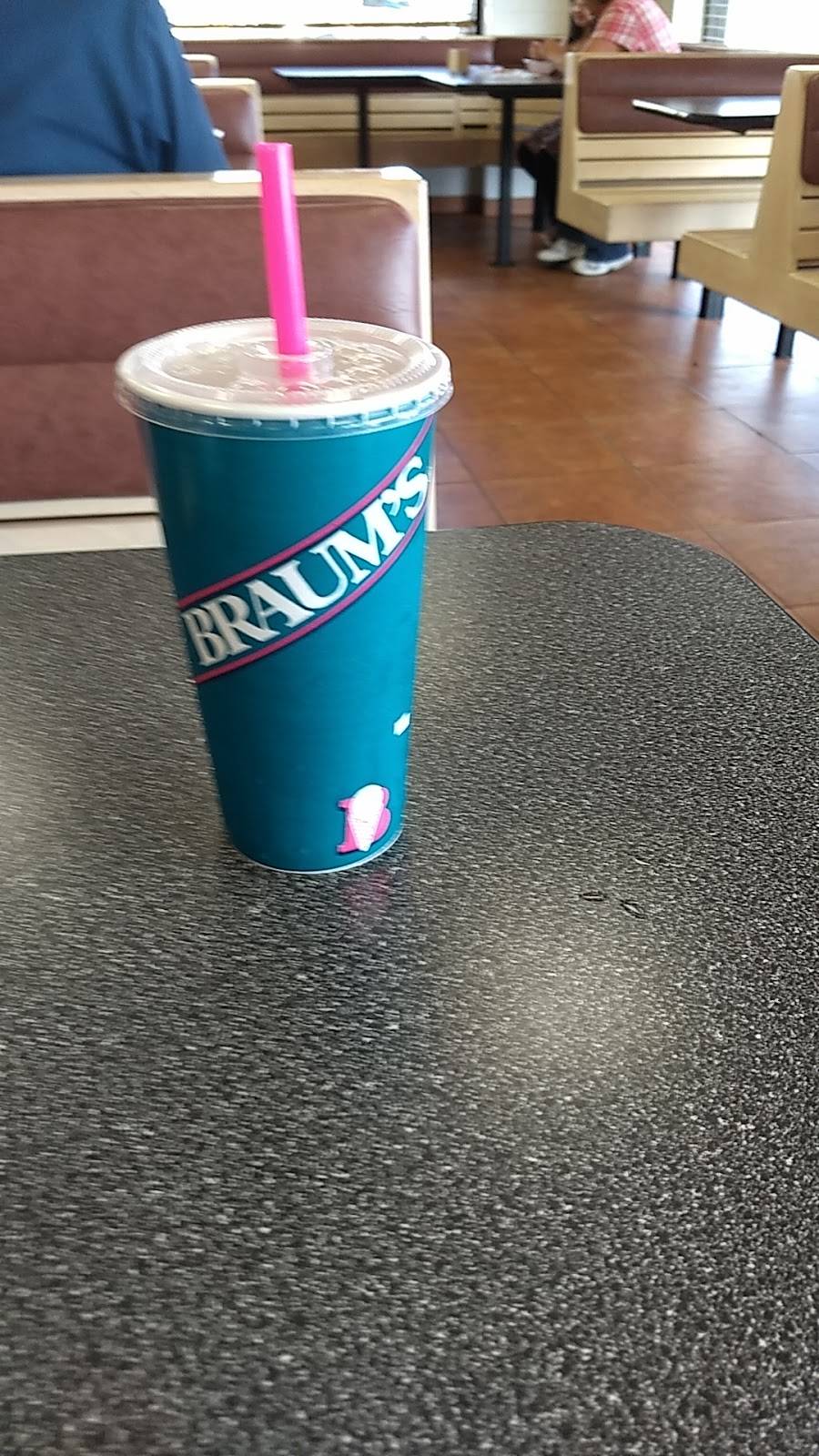 Braums Ice Cream & Burger Restaurant | restaurant | 444 E Pawnee St, Wichita, KS 67211, USA | 3162673711 OR +1 316-267-3711