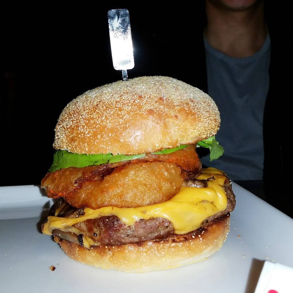 Burger Brasserie | restaurant | 3655 S Las Vegas Blvd, Las Vegas, NV 89109, USA | 7029464346 OR +1 702-946-4346