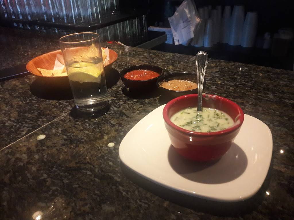 Caliente Kitchen and Bar | restaurant | 17302 140th Ave NE, Woodinville, WA 98072, USA | 4258922639 OR +1 425-892-2639