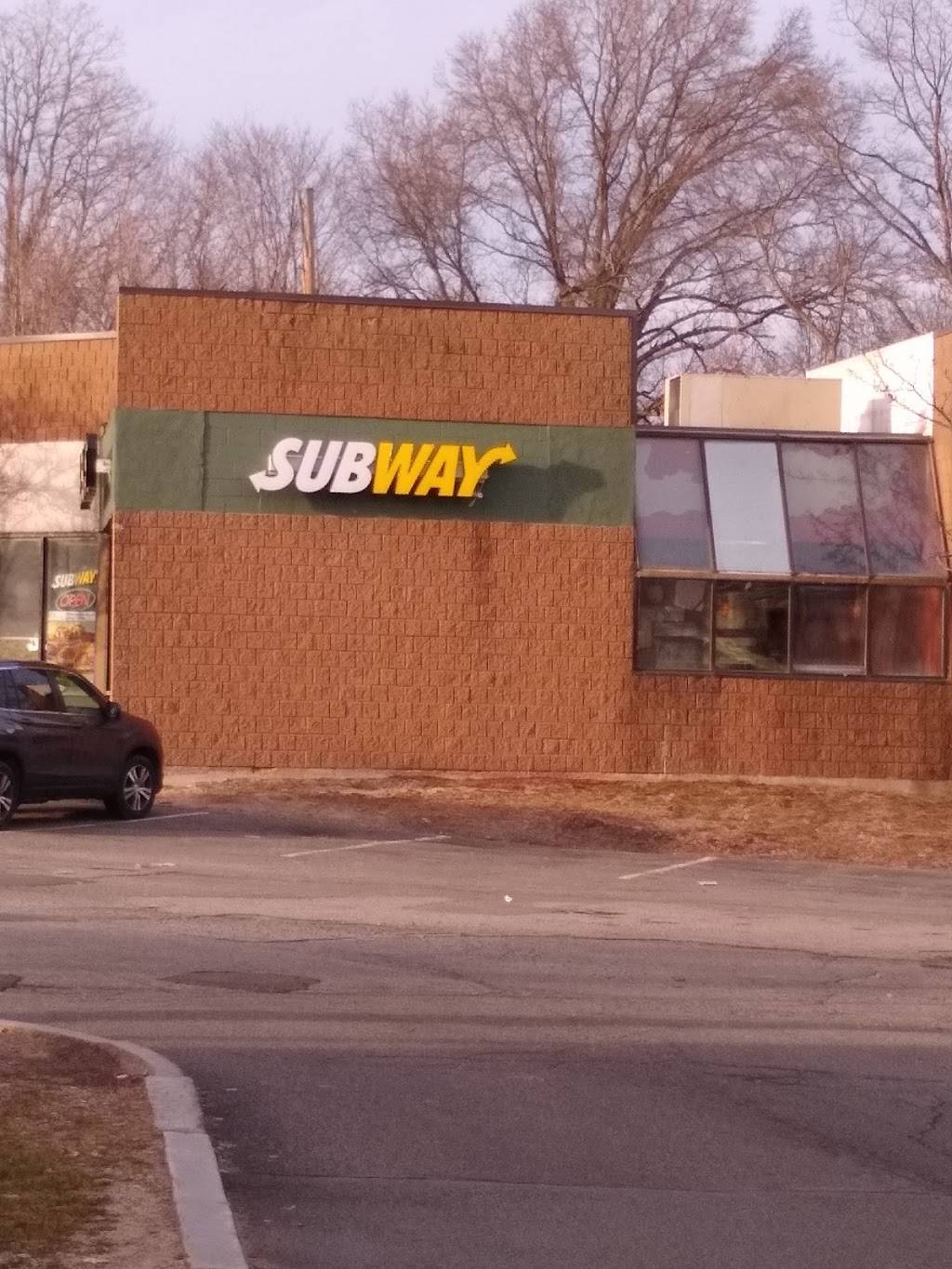 Subway | restaurant | 875 William Morrisey Blvd, Dorchester, MA 02122, USA | 6175060088 OR +1 617-506-0088
