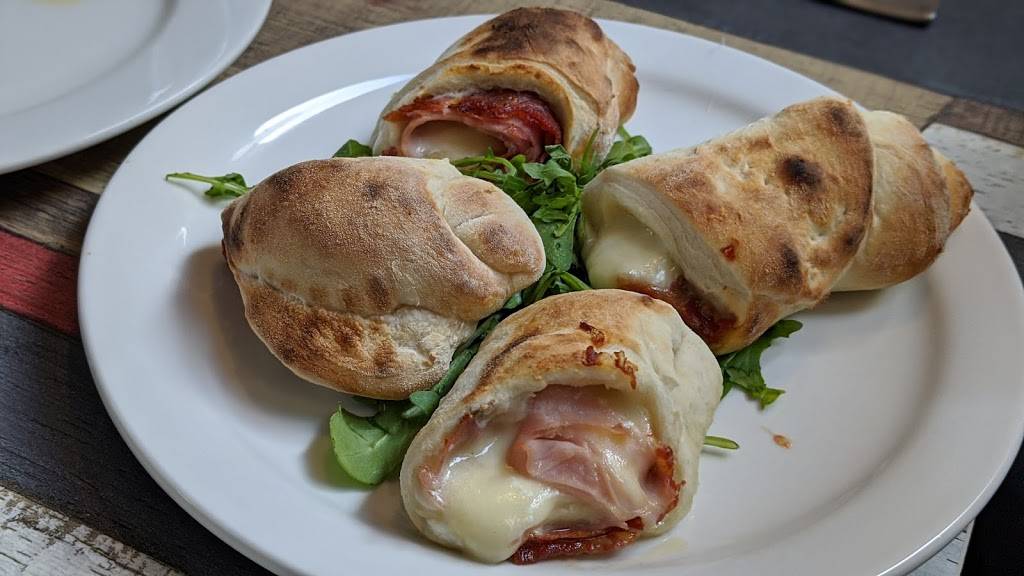 Pizzeria Via Mercanti | restaurant | 188 Augusta Ave, Toronto, ON M5T 2L4, Canada | 6473436647 OR +1 647-343-6647