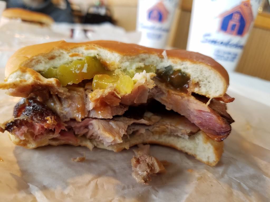 Byrons Smokehouse | restaurant | 436 Opelika Rd, Auburn, AL 36830, USA | 3348879981 OR +1 334-887-9981