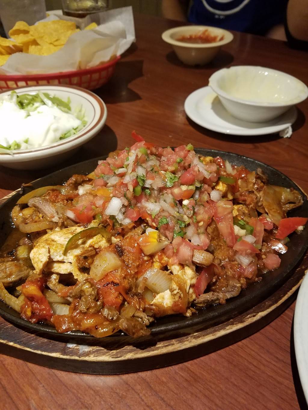 Broncos Mexican Restaurant | restaurant | 18155 Asheville Hwy, Campobello, SC 29322, USA | 8644684259 OR +1 864-468-4259