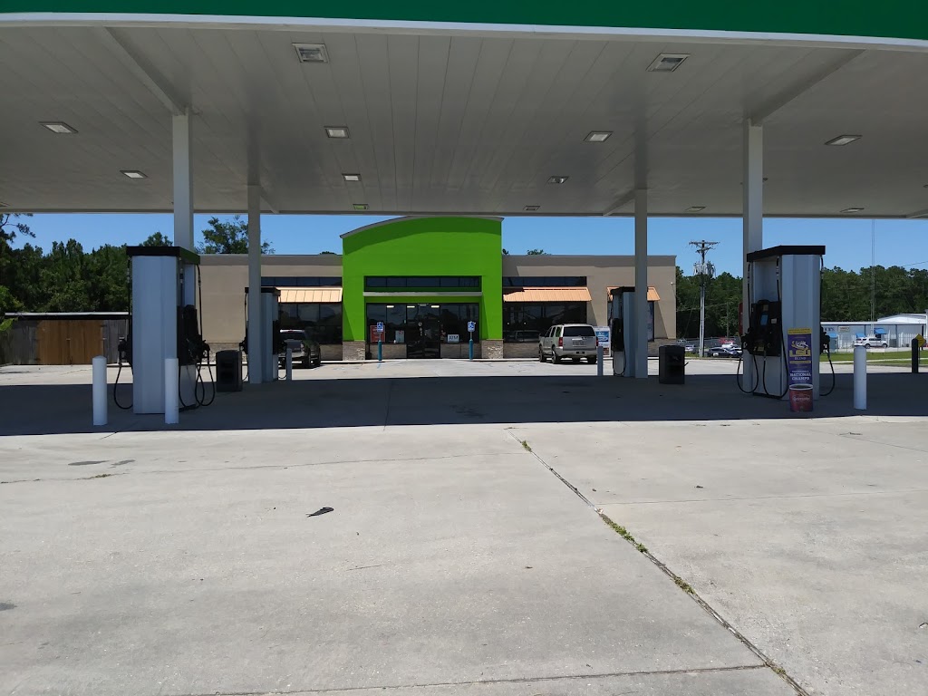 Lucky Clover | restaurant | 1424 US-90, Gautier, MS 39553, USA | 2282052274 OR +1 228-205-2274