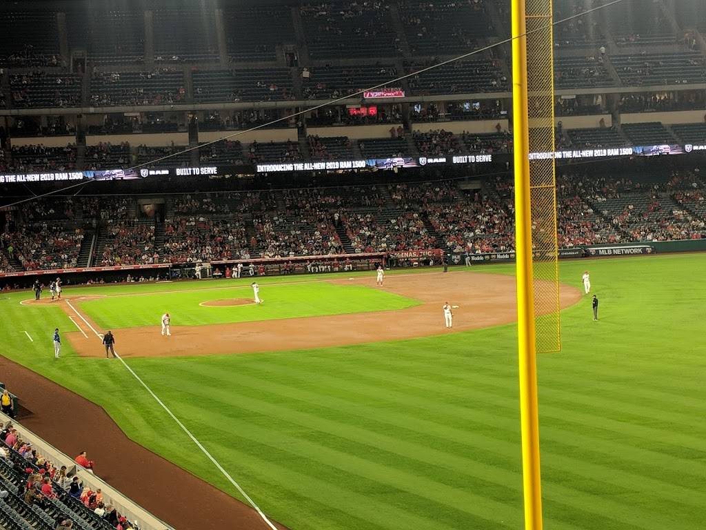 Saint Archer Brewing Co. | restaurant | 2000 E Gene Autry Way, Anaheim, CA 92806, USA | 7149402000 OR +1 714-940-2000