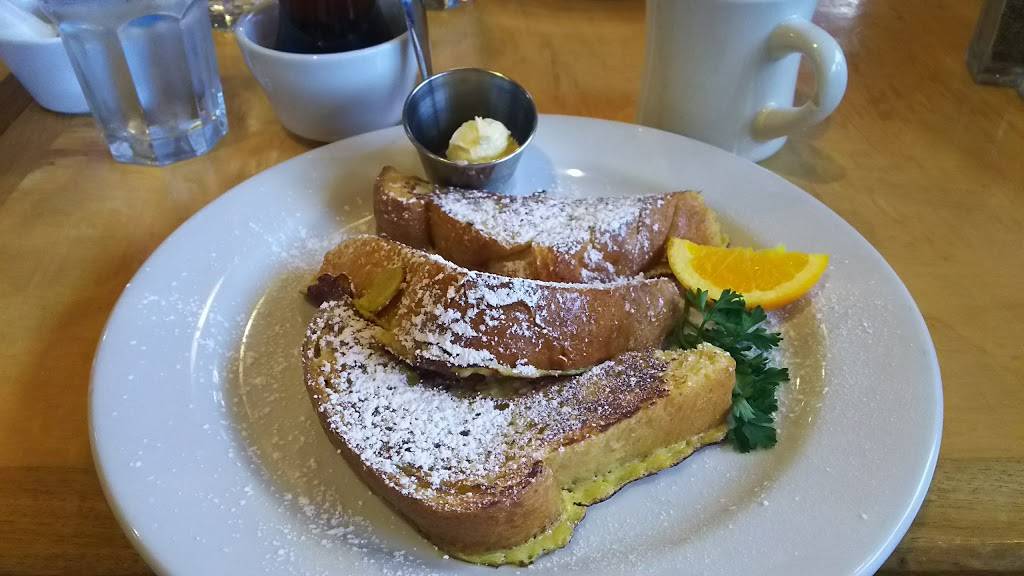 Julias in Wallingford | restaurant | 4401 Wallingford Ave N, Seattle, WA 98103, USA | 2066331175 OR +1 206-633-1175