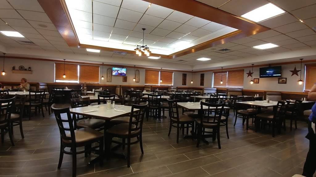 Red Wheel Restaurant | restaurant | 741 Broadmeadow Rd, Rantoul, IL 61866, USA | 2178930471 OR +1 217-893-0471