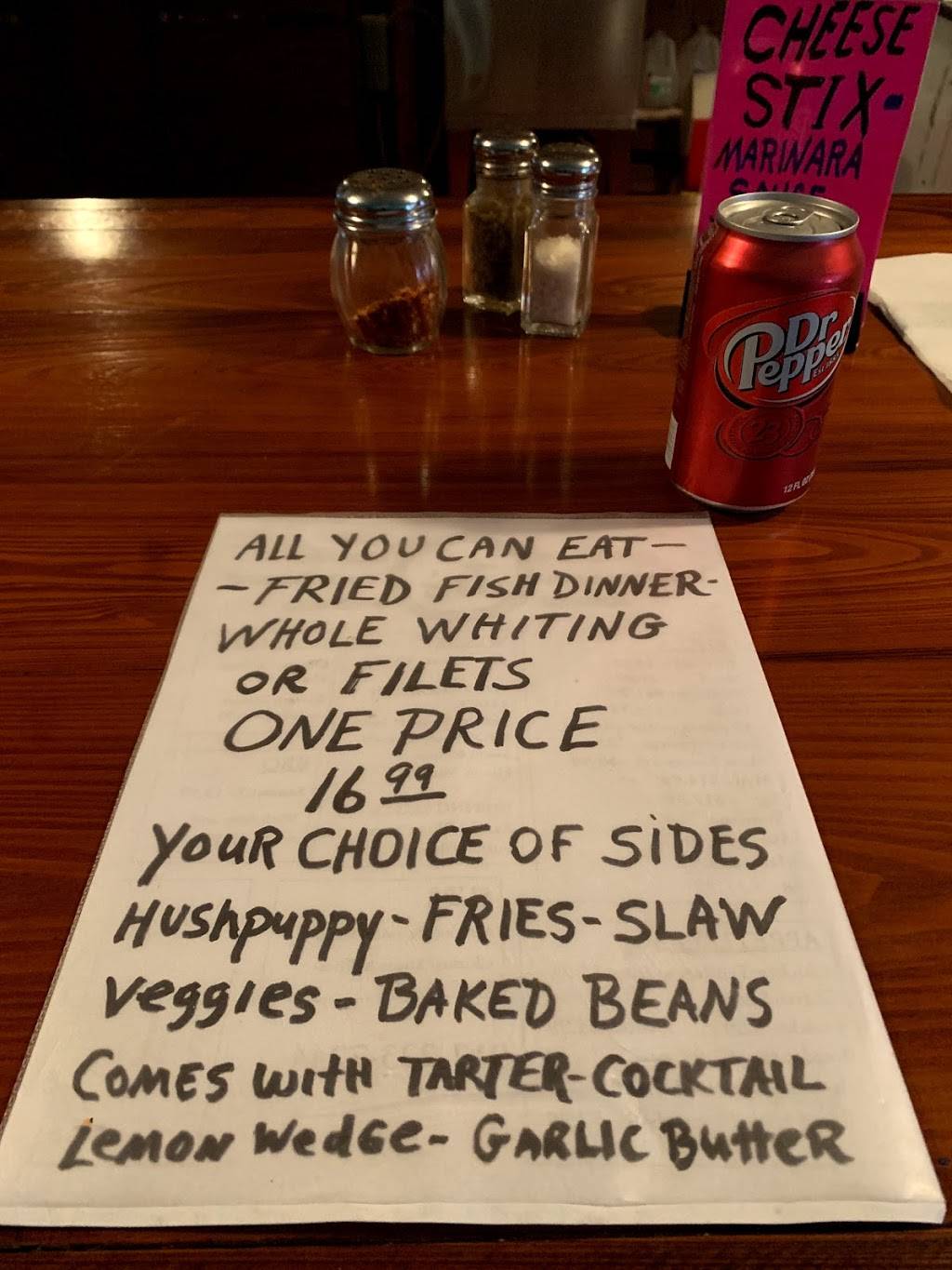 Jrs Pizza, Wings & Seafood | restaurant | 1023 River dance loop N E, Townsend, GA 31331, USA | 9122237244 OR +1 912-223-7244