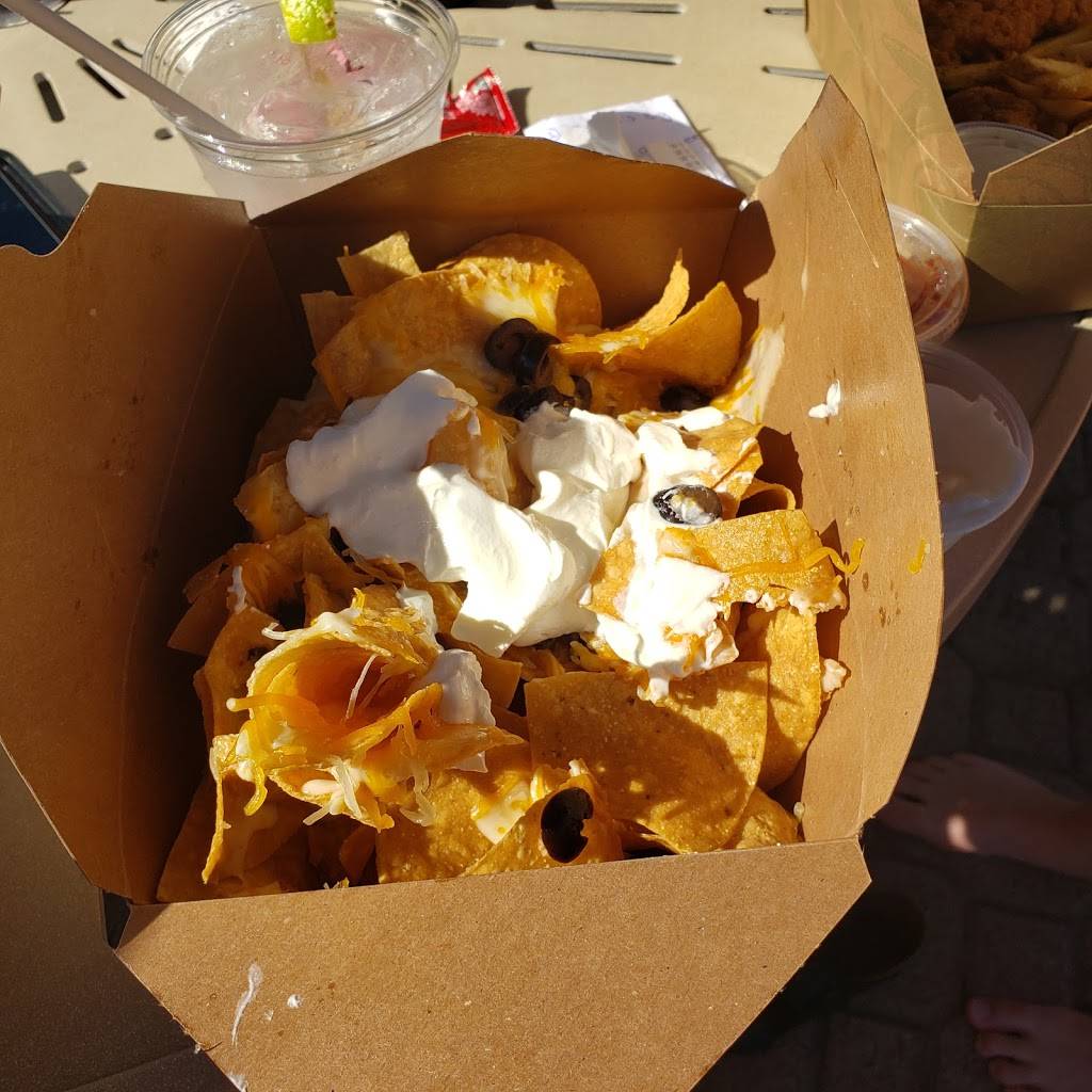 Zimmie’s Bar & Grill | restaurant | 8800 Vistana Centre Dr, Orlando, FL 32821, USA | 4072393100 OR +1 407-239-3100