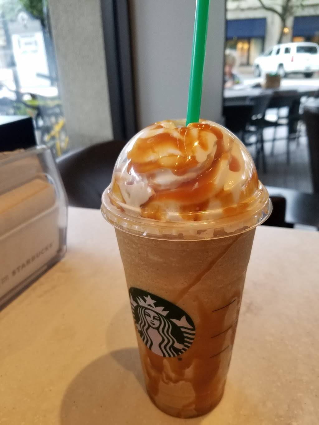 Starbucks | cafe | 100 Highland Park Shopping Ctr, Vice President, Dallas, TX 75205, USA | 2145280121 OR +1 214-528-0121