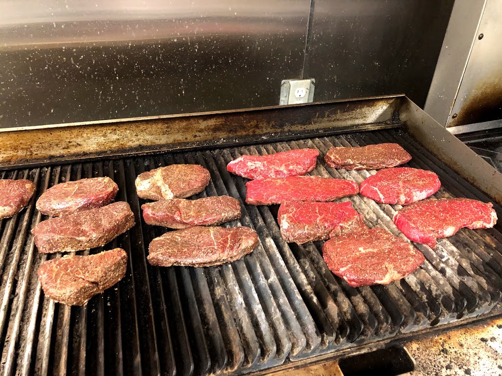 Carnivores Meats & Drinks | restaurant | 220 Marshall Dr Ste 8, St Robert, MO 65584, USA | 5734512090 OR +1 573-451-2090