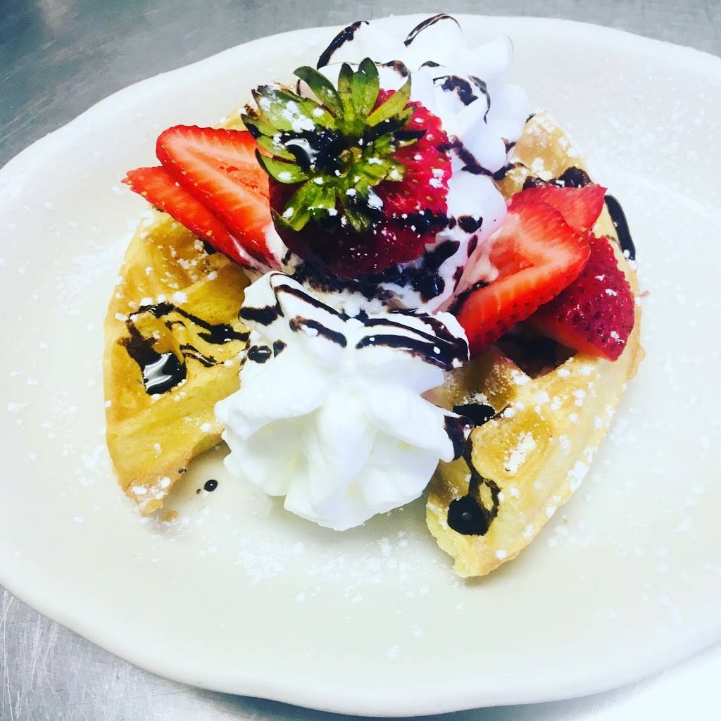 Francescas On Pawtucket | restaurant | 526 Pawtucket Ave, Pawtucket, RI 02860, USA | 4017249900 OR +1 401-724-9900