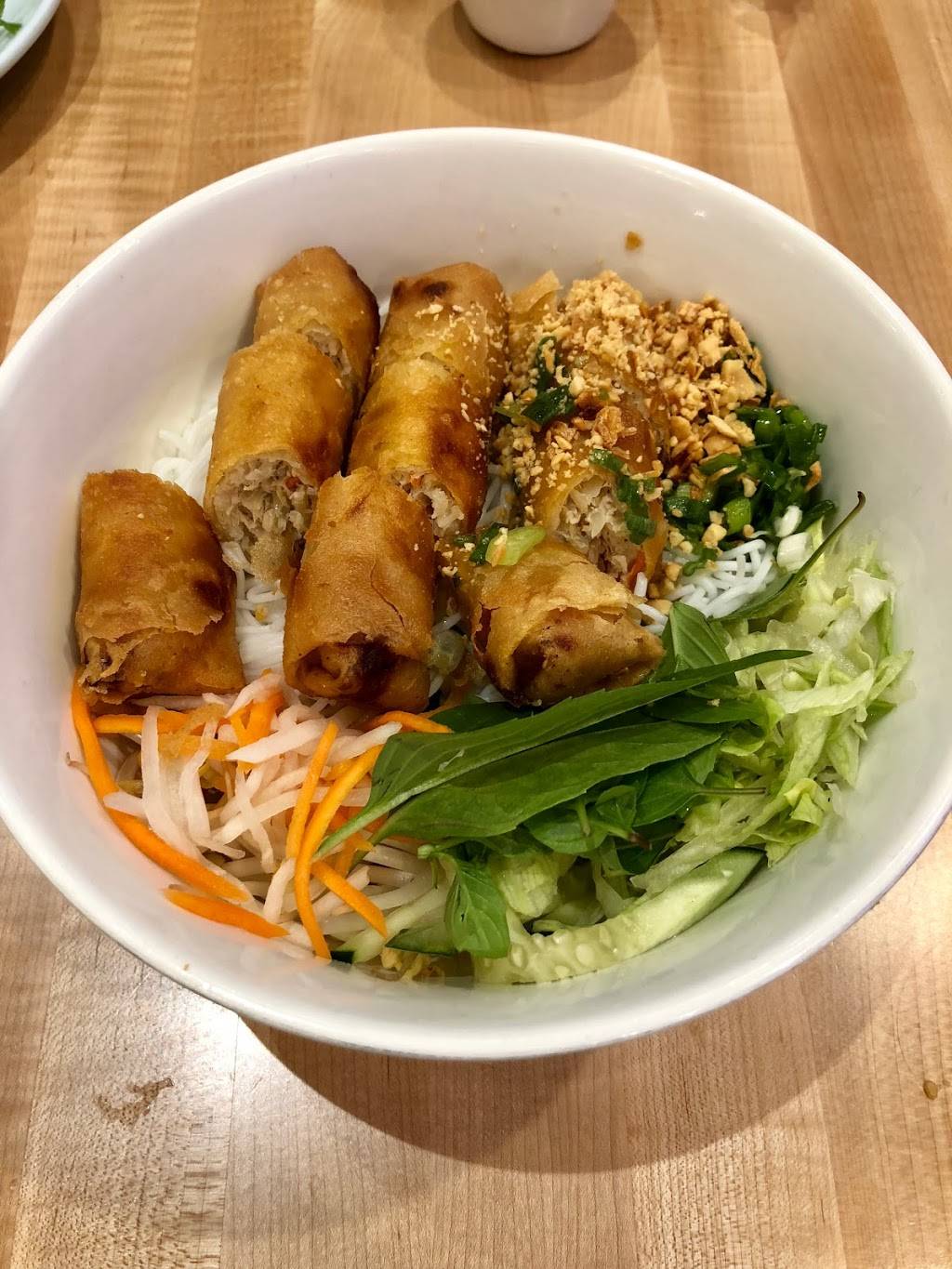 Hai Duong Restaurant Eden Center | restaurant | 6795 Wilson Blvd #7, Falls Church, VA 22044, USA | 7035385289 OR +1 703-538-5289