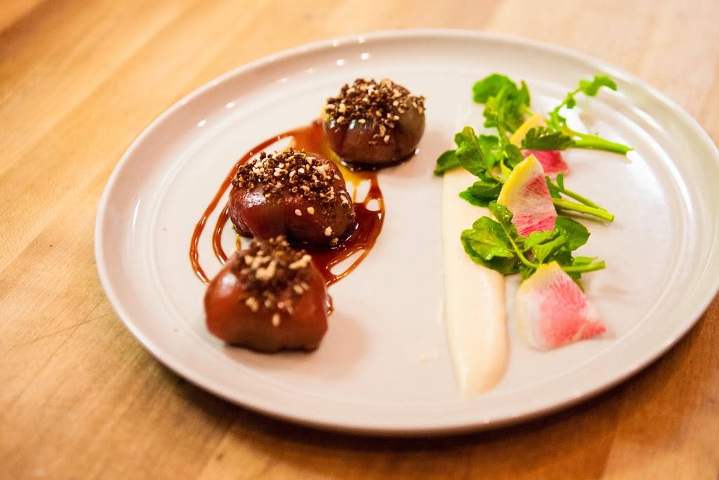 The Cottage | restaurant | 256 Post Rd E, Westport, CT 06880, USA | 2035573701 OR +1 203-557-3701