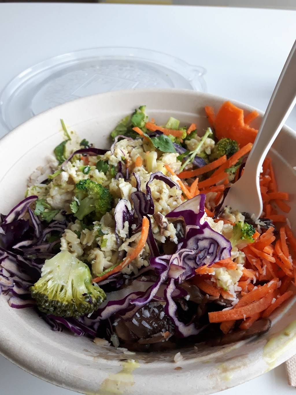 Freshii | restaurant | 728 Burloak Drive # C1, Burlington, ON L7L 0B1, Canada | 2893482342 OR +1 289-348-2342