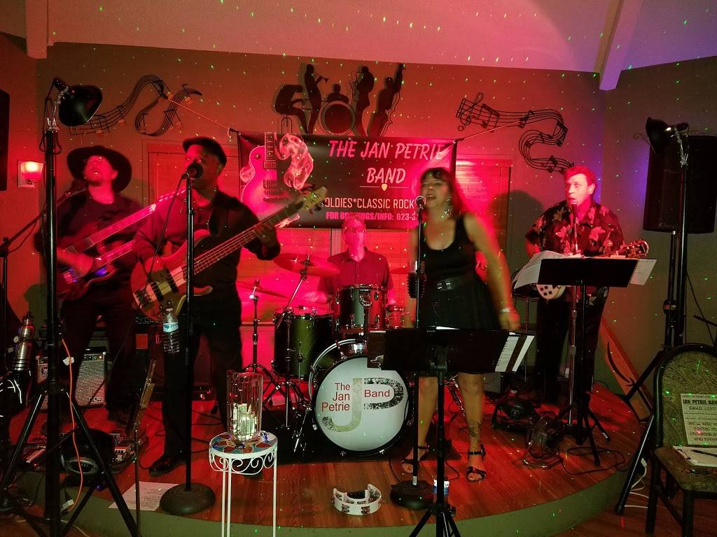 Sunset Bistro At the Lakes | restaurant | 19260 N Westbrook Pkwy, Peoria, AZ 85382, USA | 6235661132 OR +1 623-566-1132