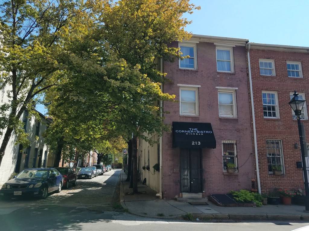 The Corner Bistro & Wine Bar | restaurant | 213 Penn St, Baltimore, MD 21230, USA | 4107271155 OR +1 410-727-1155