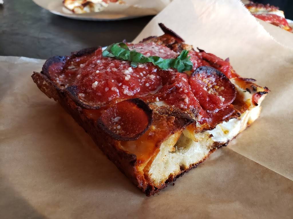 Apollonias Pizzeria | restaurant | 5176 Wilshire Blvd, Los Angeles, CA 90036, USA | 3239372823 OR +1 323-937-2823