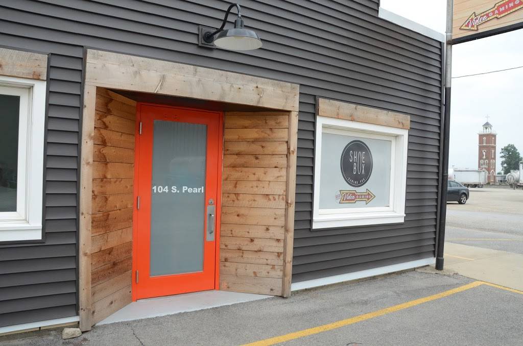 Shoebox Gaming Pub | restaurant | 104 Pearl St, Teutopolis, IL 62467, USA | 2178136064 OR +1 217-813-6064