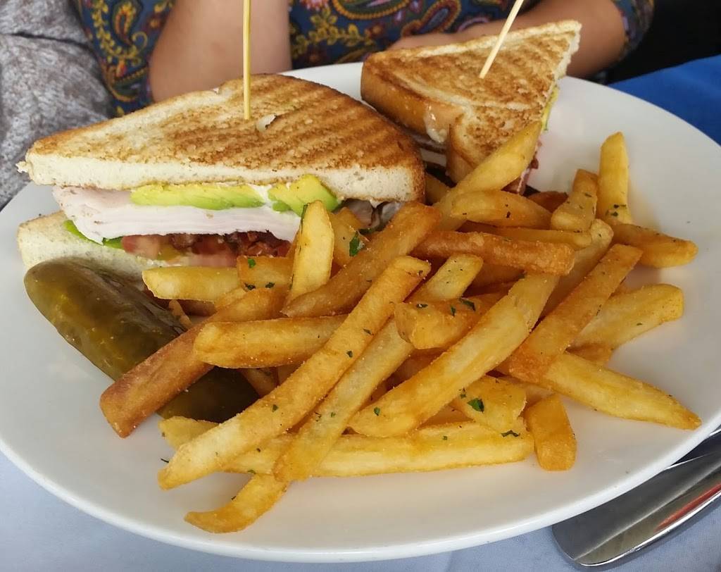 Boathouse on the Bay | restaurant | 190 N Marina Dr, Long Beach, CA 90803, USA | 5624931100 OR +1 562-493-1100