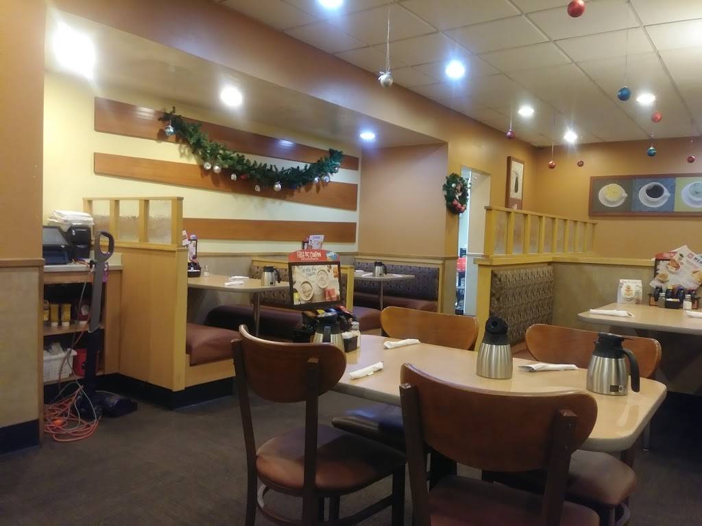 IHOP | restaurant | 8800 20th St, Vero Beach, FL 32966, USA | 7722578208 OR +1 772-257-8208