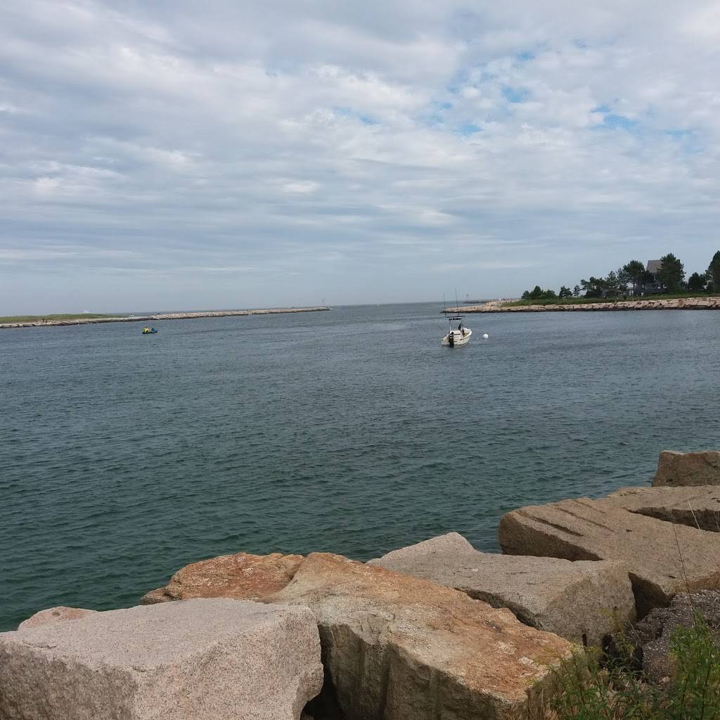 Wells Beach Lobster Pound | restaurant | 321 Webhannet Dr, Wells, ME 04090, USA | 2076467703 OR +1 207-646-7703