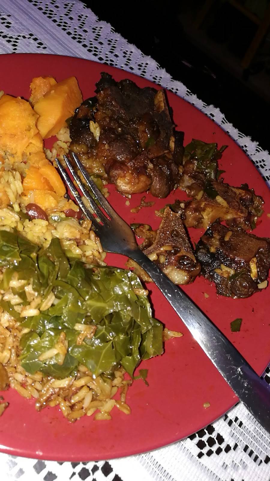 Kaylah’s Hut | restaurant | 805 Prospect Ave, Bronx, NY 10455, USA | 7184508252 OR +1 718-450-8252