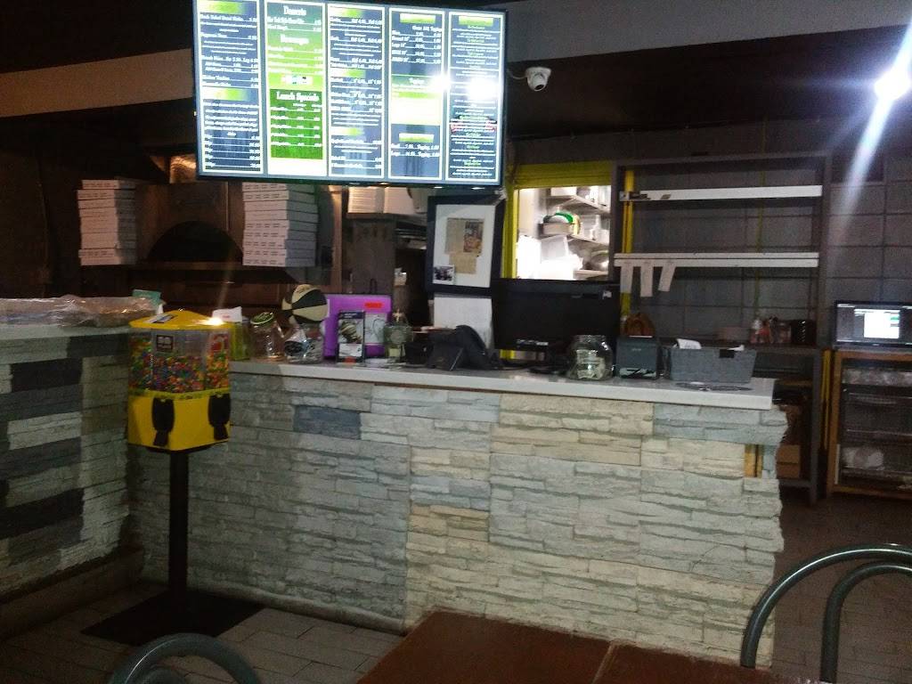 Main Street Pizza | restaurant | 16 Broadway, Kissimmee, FL 34741, USA | 4074838876 OR +1 407-483-8876